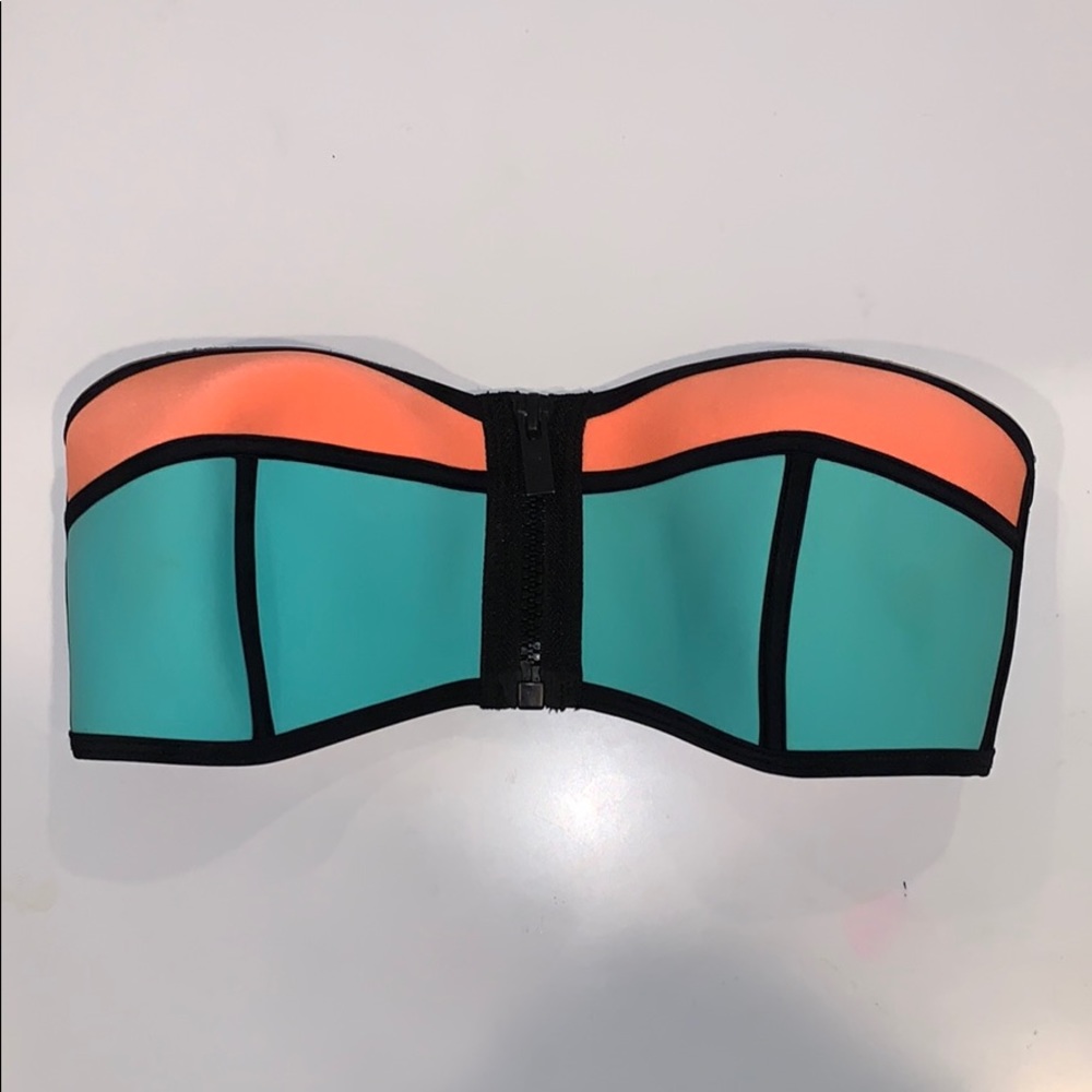 Triangl bikini top